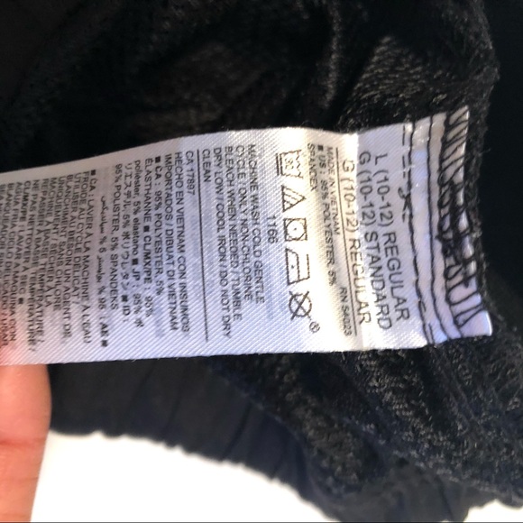 Old Navy Boys Nylon Jogger-Like New - Picture 5 of 7